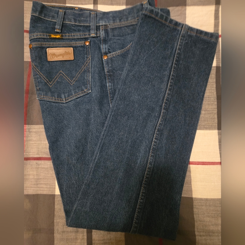 Wrangler Men's Classic Cowboy Cut 13MWZ 32 X 32 Jeans